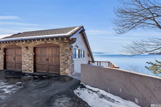 Foto del edificio - 475 Lakeshore Blvd