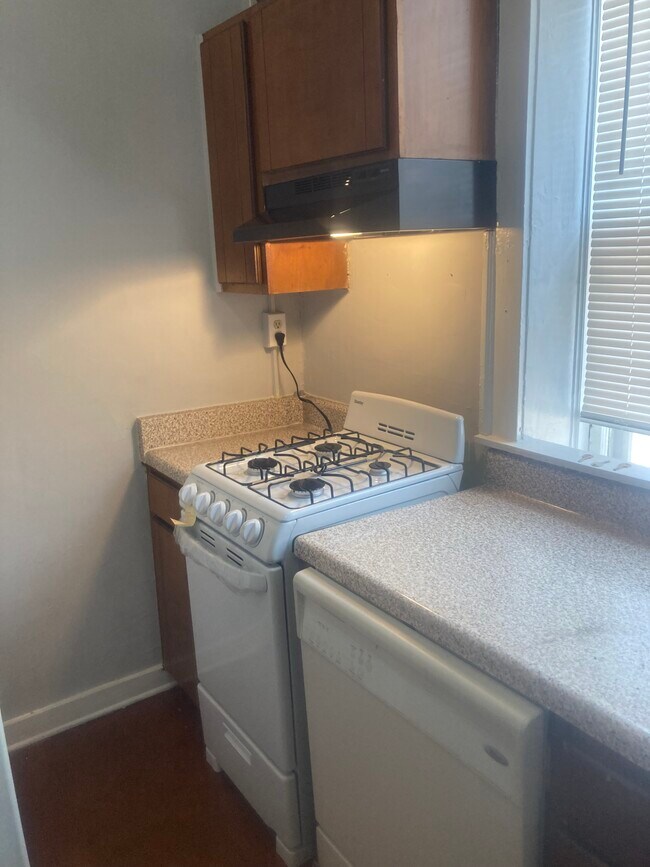 Colonial Apartments Apartments in Memphis, TN