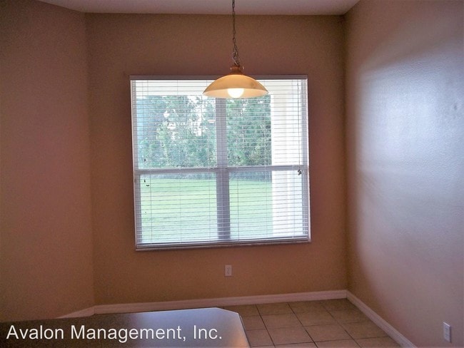 Building Photo - 9784 Tivoli Chase Dr