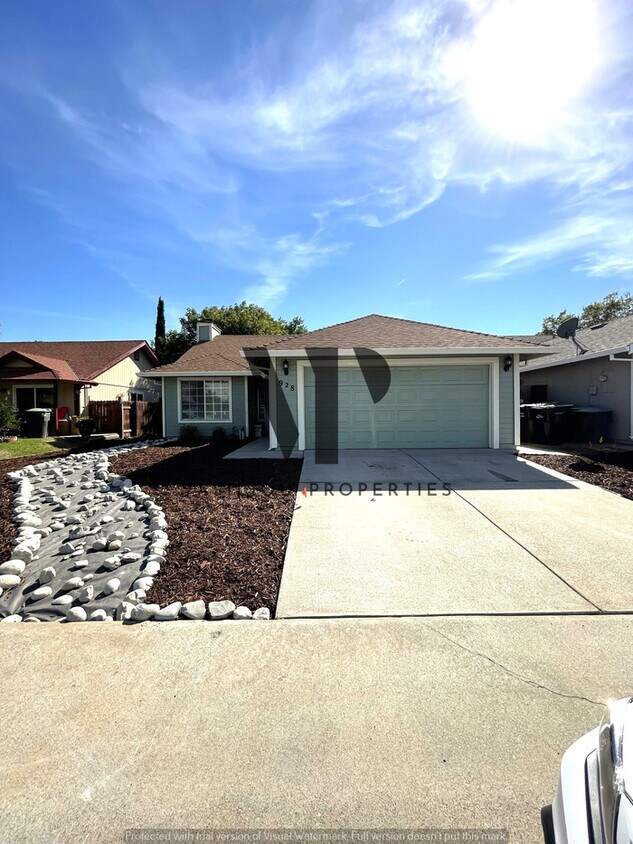 928 Anderson Wood Way, Rio Linda, CA 95673 House Rental in Rio Linda