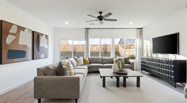 Foto del edificio - 1062 Compass Dr W