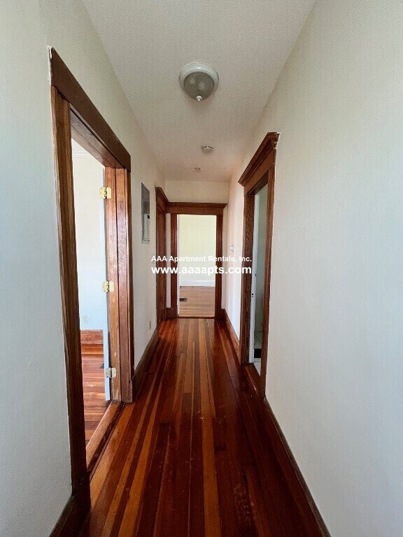 Foto del edificio - 141 Cottage St