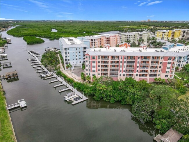 Foto del edificio - Stunning Intercoastal 2 Bedroom 2 Bath Riv...