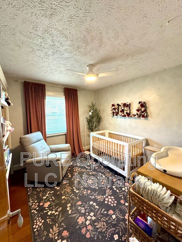 Building Photo - 8108 S 152nd Ave