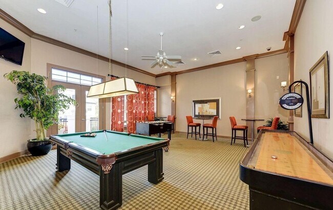 casa club - 11355 Aristotle Dr