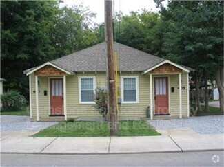 Building Photo - 405 Granbury St