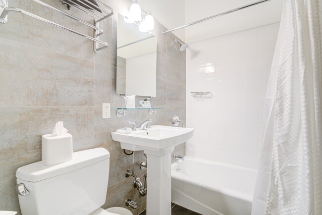 Foto del edificio - Studio Basic & Ensuite Bath - Midtown East