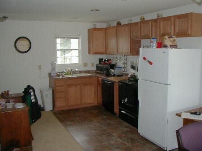 Foto del edificio - 2045 Central Ave