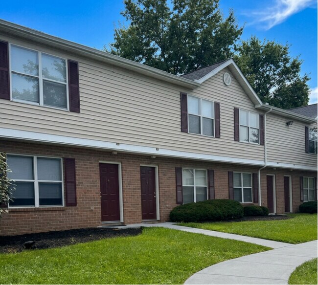 Foto del edificio - MeadowView Townhomes