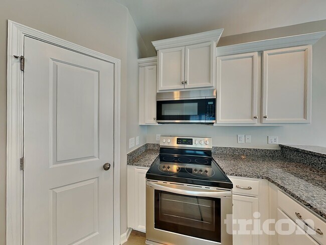 Foto del edificio - 152 Brewers Oak Ln