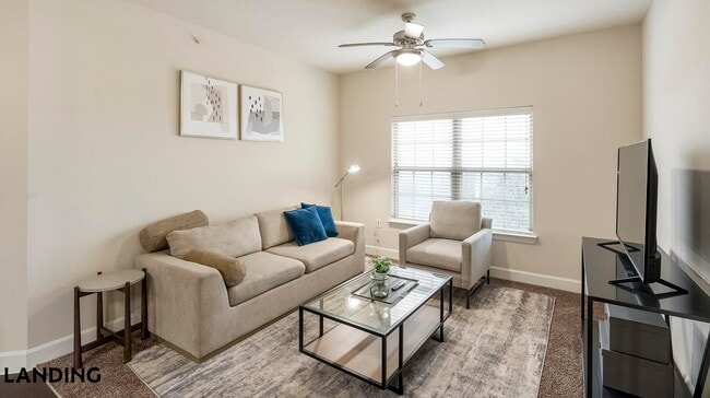 Building Photo - 2745 Westpointe Dr