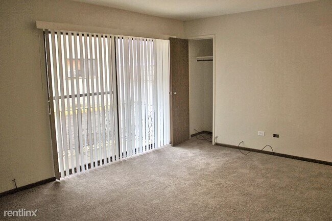 Foto del edificio - 6216 W 65th St