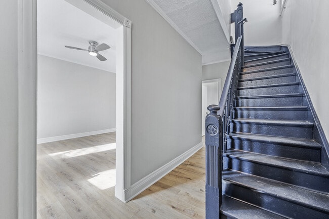 Building Photo - 811 Watson Ave