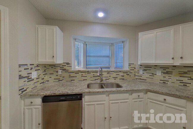 Building Photo - 2116 Stein Way