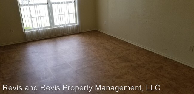Foto del edificio - 1204 Industrial Blvd