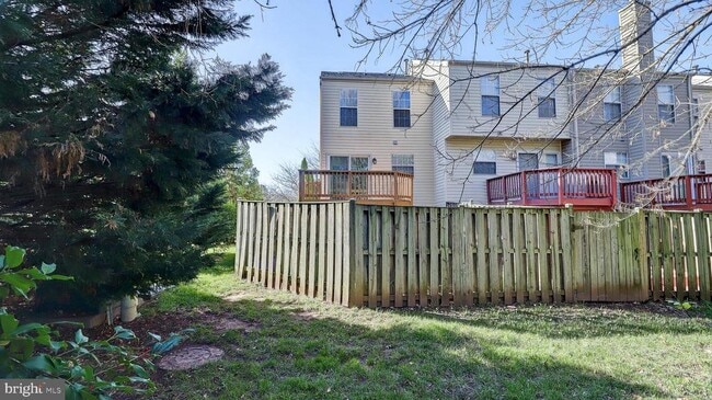 Building Photo - 6109 Jenlar Dr