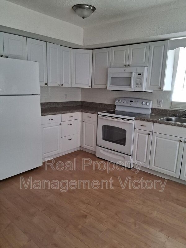 Foto del edificio - 1713 6th Pl Cir NW