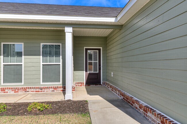 Building Photo - 871 Sweet Grass Cir