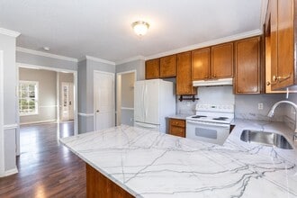 Building Photo - 612 W Stallings St