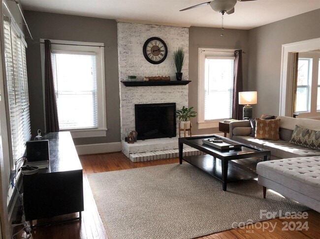 Building Photo - 3235 Archdale Dr