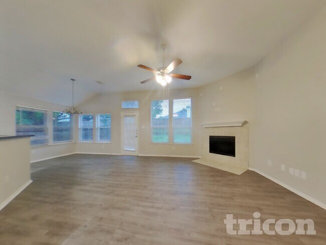 Foto del edificio - 7260 Specklebelly Ln