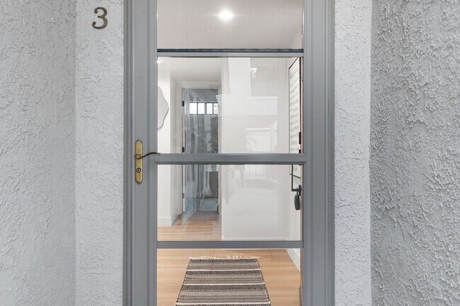 Foto del edificio - 555 Evergreen St