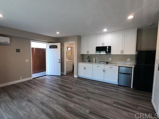 Foto principal - 1020 Fuchsia Ln