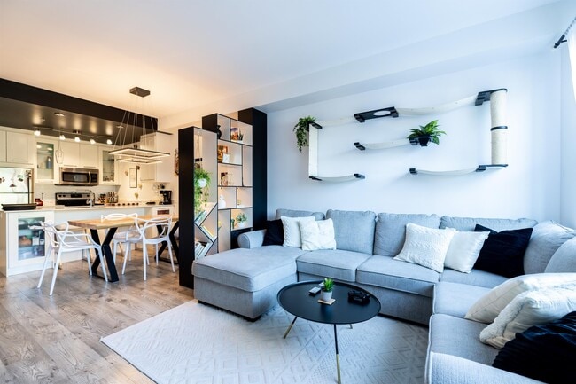 Building Photo - 2871 Jacklin Rd