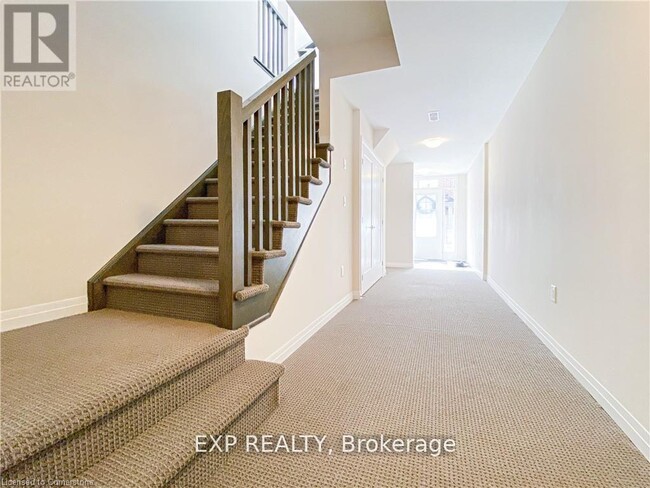 Photo du bâtiment - 6 Ritchie Ln