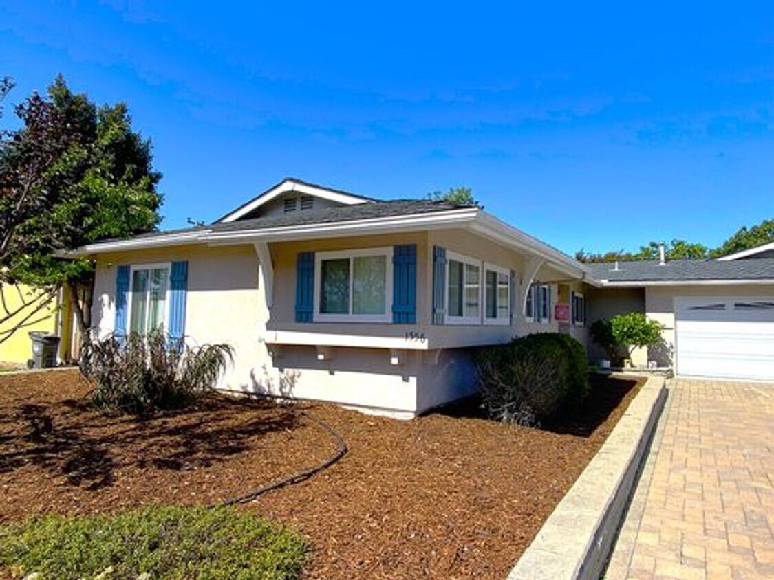 Primary Photo - 1556 Gulf St