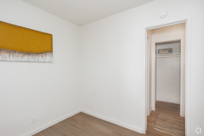 Studio - 400SF - Closet - Fullerton Court Apartments