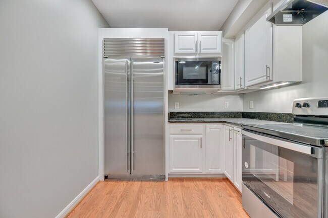 Foto del edificio - 1360 Kenyon St NW