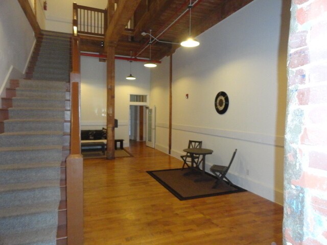 Building Photo - 112 Carolyns Mill - Studio