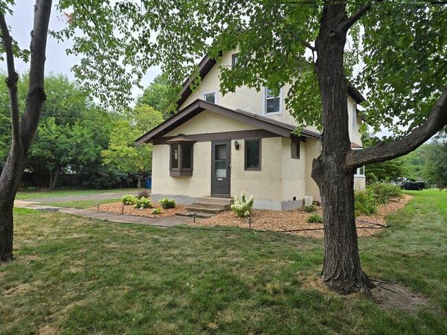 Building Photo - 4500 W Old Shakopee Rd