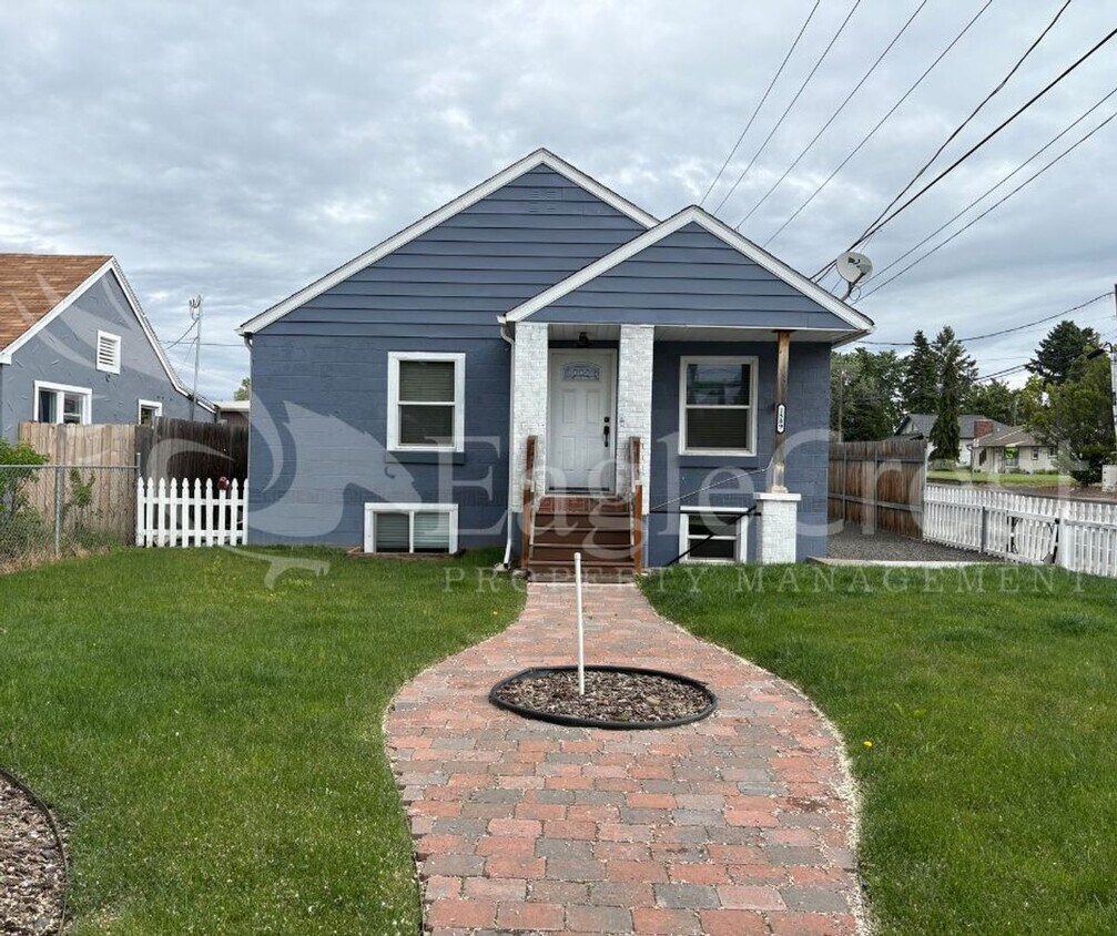 Primary Photo - 1589ALDER