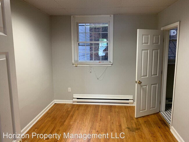 Foto del edificio - 914 N Charles St