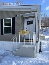 Building Photo - 18 Abbott St