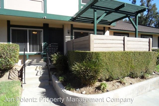 Primary Photo - 1735 N Willow Woods Dr