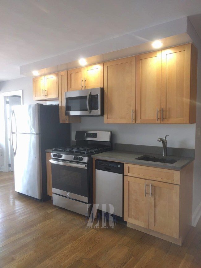 Foto del edificio - 341 10th St