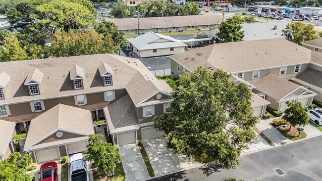Foto del edificio - 6649 80th Ave