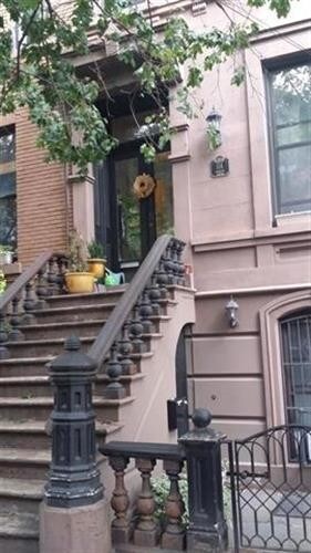 Primary Photo - 114 Mercer St