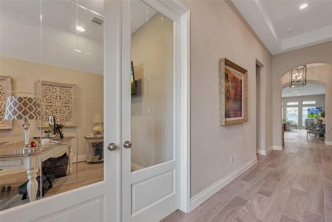 Foto del edificio - 2333 Mayfield Trail Ct