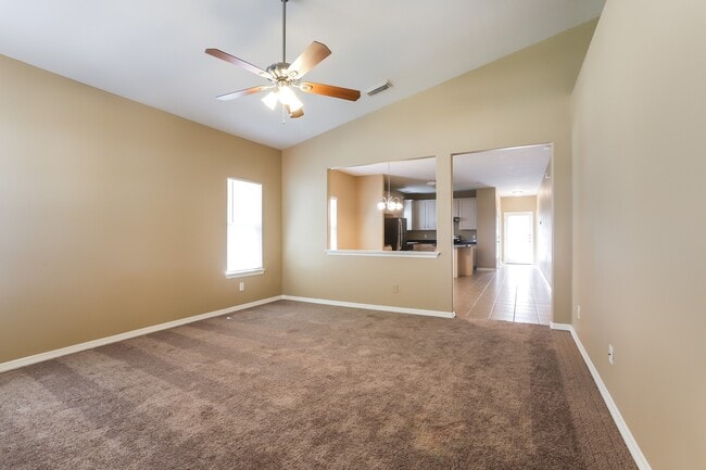 Foto del edificio - 21331 Berry Ridge Ln