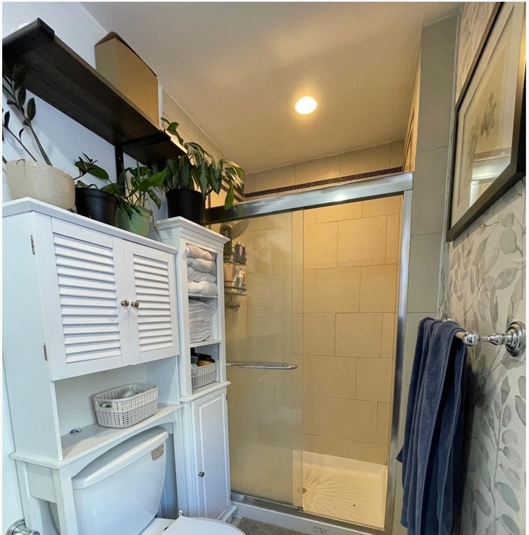 Building Photo - 1672 Beacon St