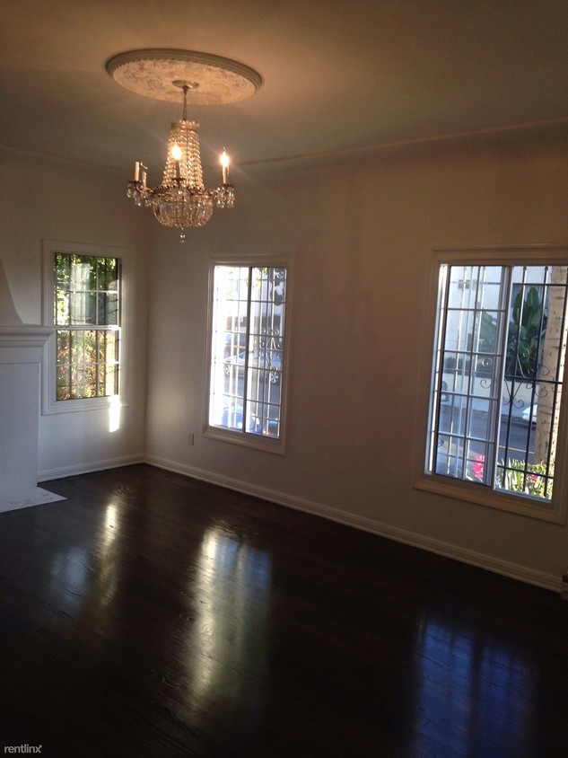 Foto principal - 4621 Council St