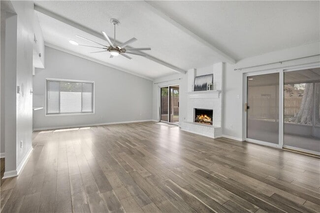 Building Photo - 303 Runnymeade Cir
