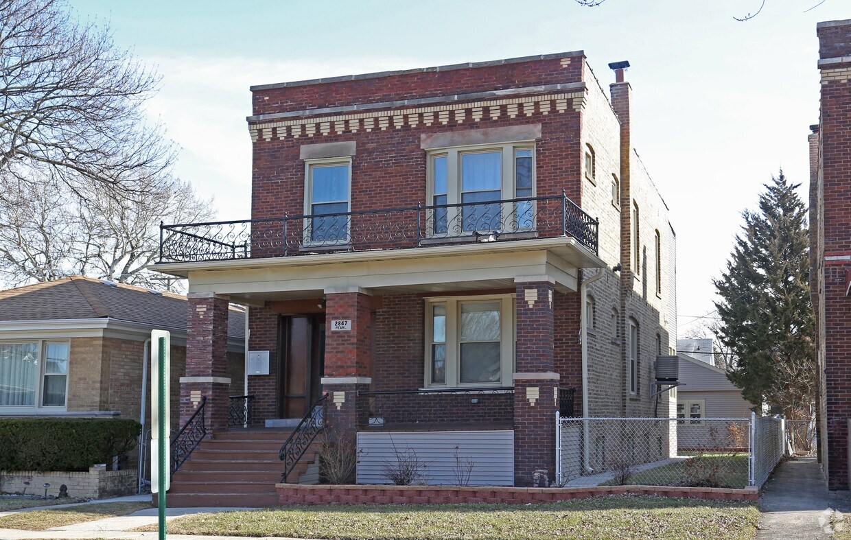 Building Photo - 2847 Pearl St