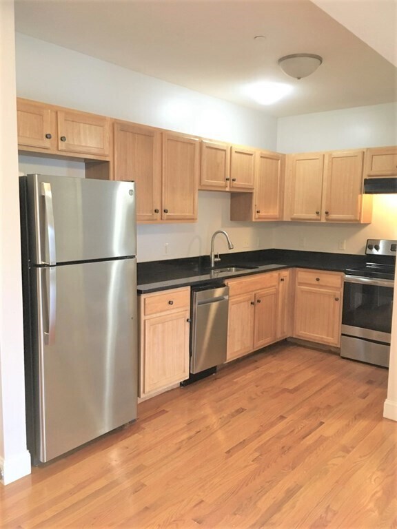 Foto principal - 501 Eastern Ave