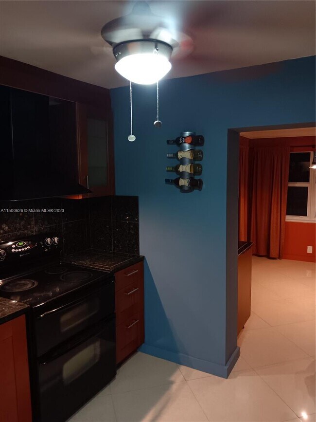 Foto del edificio - 6404 SW 23rd St