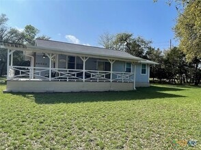 Building Photo - 685 Eastview Dr